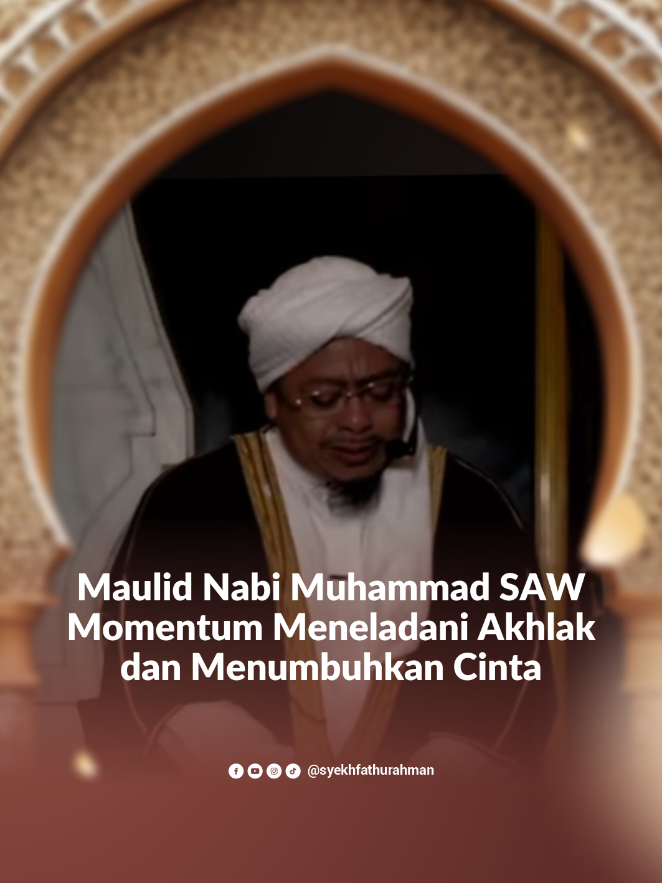 Maulid Nabi Muhammad SAW Momentum Meneladani Akhlak dan Menumbuhkan Cinta Maulid Nabi Muhammad Saw adalah momen penuh cahaya yang mengingatkan kita pada kelahiran sosok agung pembawa rahmat bagi semesta alam. Dalam Majelis Dzikir Makhsus yang bertepatan dengan hari lahir Nabi Muhammad SAW di tahun ini 1447 H diramaikan dengan sholawat bersama mengingat dan mencintai Nabi Muhammad. Mari kita hidupkan hati untuk mencintai Rasulullah dengan memperbanyak shalawat, meneladani budi pekerti mulia, serta menghadirkan kasih sayang dalam setiap langkah kehidupan.