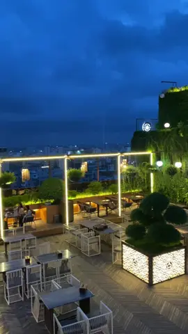 The most beautiful rooftop cafe in Uttara 🥂✨#foryouuuuuuuuuuuuu #sunsetbeans #dhakabangladesh #viral #people @TikTok Bangladesh 