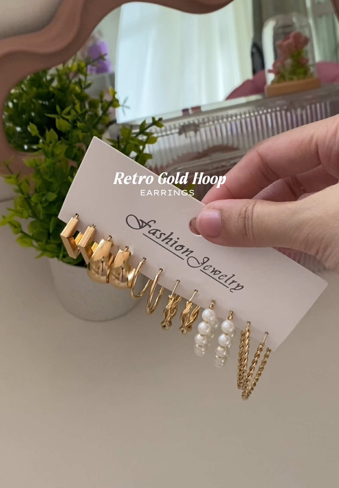 Retro Gold Hoop Earrings set ✨🤩 #earrings #earringset #goldhoops #fashionearings #goldaccessories 
