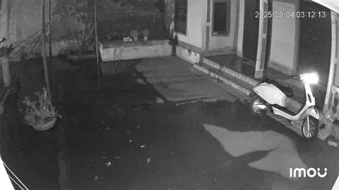 Full video cho mọi người cẩn thận khi xạc xe điện và đang sử dụng xe điện ạ