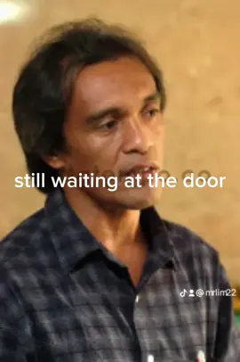 still waiting at the door #populer #lagu #music #englishsong #fypage 
