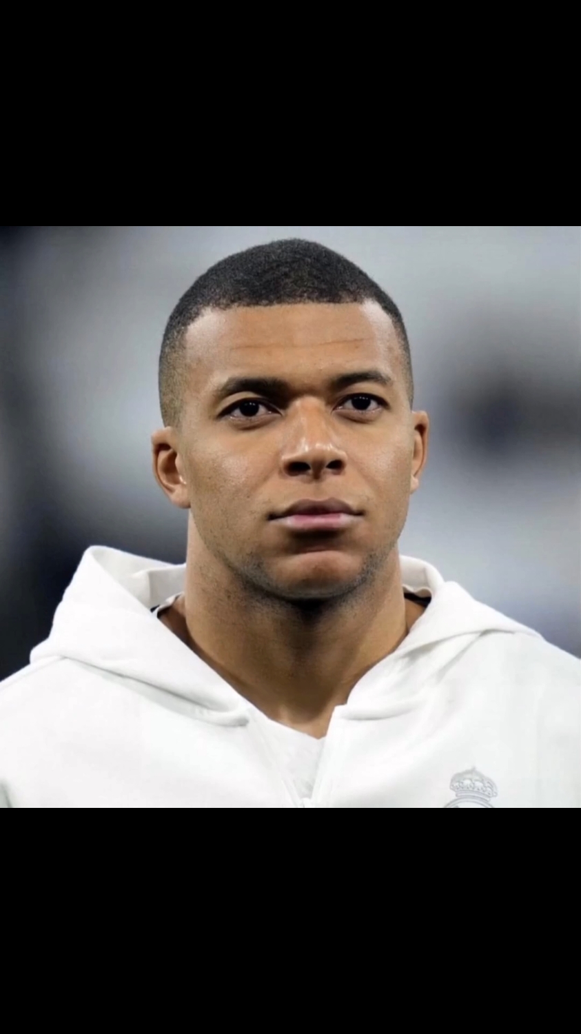 🎵 song: PRA FICAR #mbappe #kylianmbappé #brazilianfunk #phonk #funk 