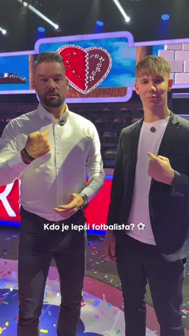 Náš Švanci gang. 🥹⚽️ Oba už dneska večer v Máme rádi Česko. 🇨🇿  #mrc #mameradicesko #petrsvancara #svanci 