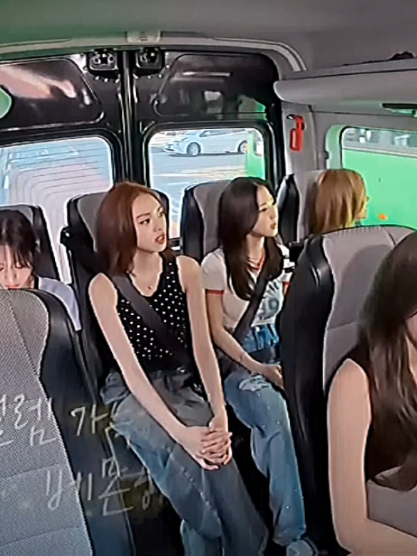 history repeats itself—Haunted House without Ahyeon, Baemon House without Rami. And just like before, an empty seat quietly waits for its owner #rami #babymonster #fyp #viral 