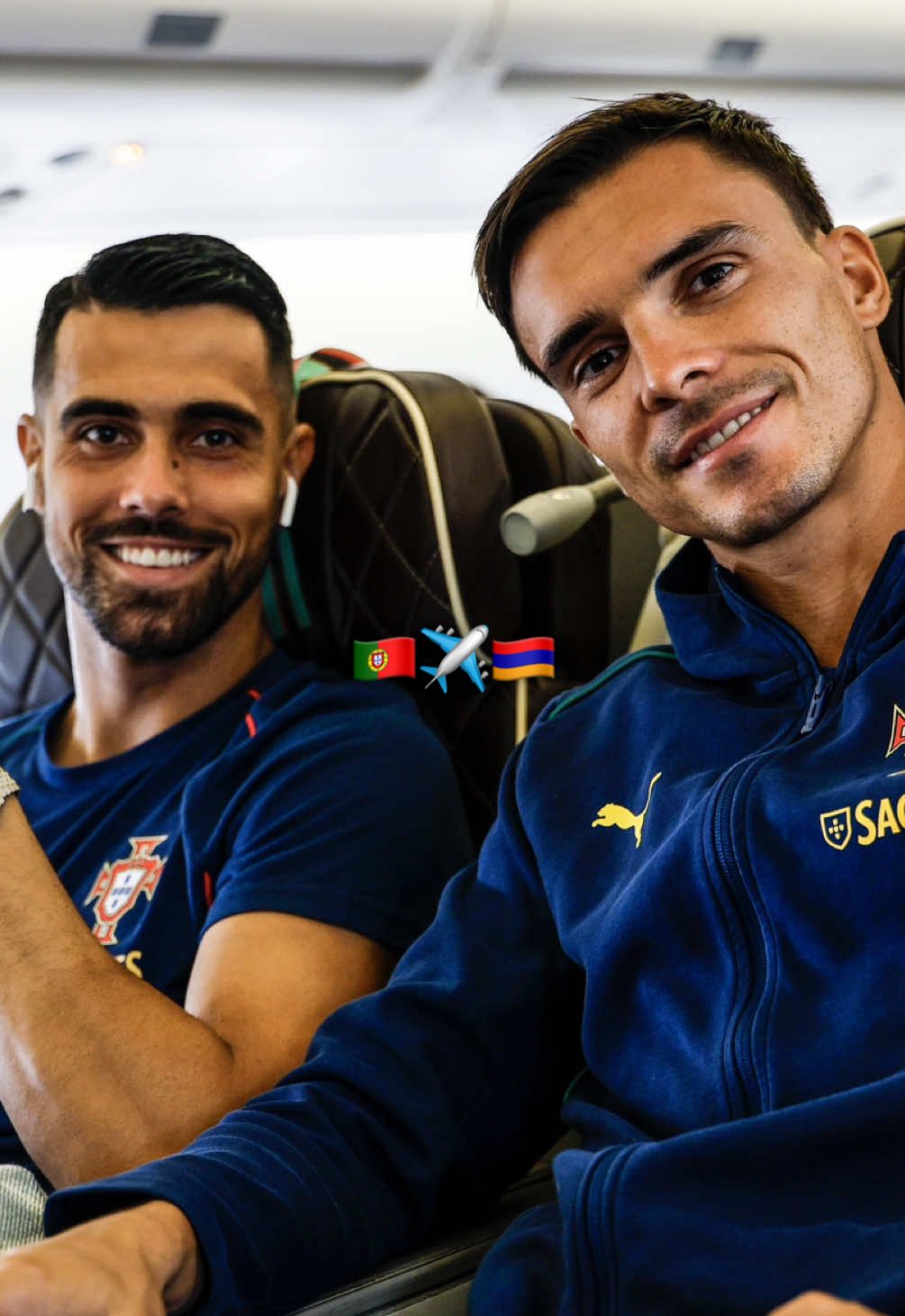 𝗢 𝗗𝗶𝗮 𝗱𝗮 𝗦𝗲𝗹𝗲𝗰̧𝗮̃𝗼 📹🇵🇹 Do último treino ⚡ em Lisboa para a chegada a Yerevan! 🛬 #FazHistória From the last training session ⚡ in Lisbon to the arrival in Yerevan! 🛬 #HistoryNeedsMakers