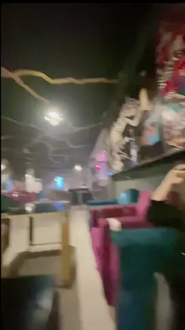 Bacha koi set hi nhi hu raha…!! ❤️😂