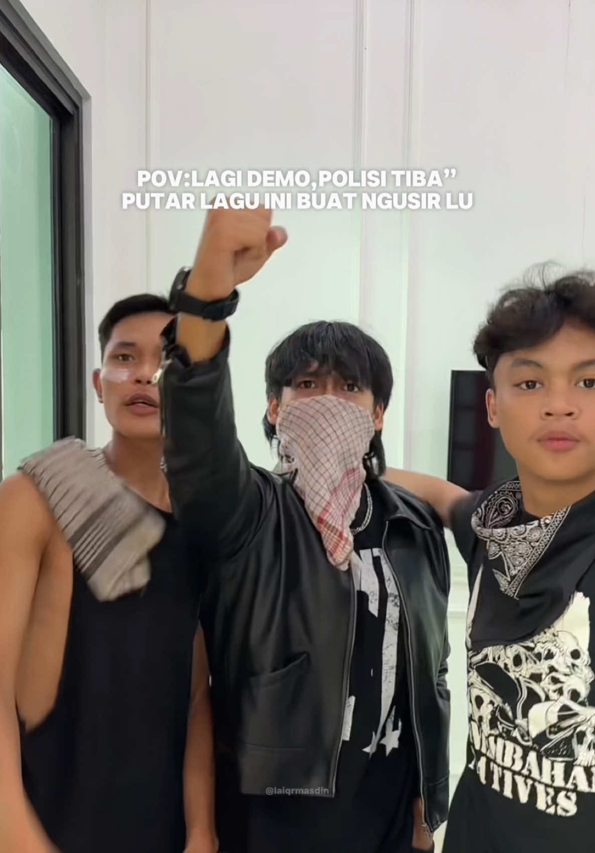 pov:laiq lagi galau ikut demo . . #laiqrmasdin #fyp #demo #pov #meme 