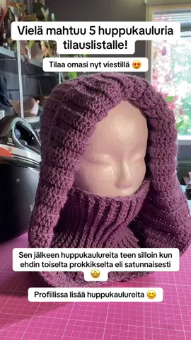 Eli vielä kerkiää saamaan oman huppukaulurin talveksi 🤩 Laita viestiä! 😊 #virkkaus #huppukauluri #virkkaustyöt #crochet #käsityö 