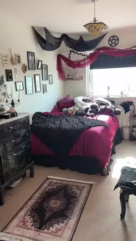 small room tour 🫀🕯️ #goth