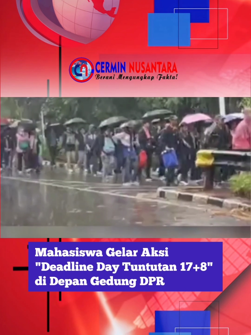 JAKARTA, CN - Massa mahasiswa dari Universitas Padjajaran (Unpad) Bandung mulai berdatangan ke depan Gedung DPR RI, Jakarta Pusat, pada Jumat (5/9) siang. Mereka menggelar aksi bertajuk 