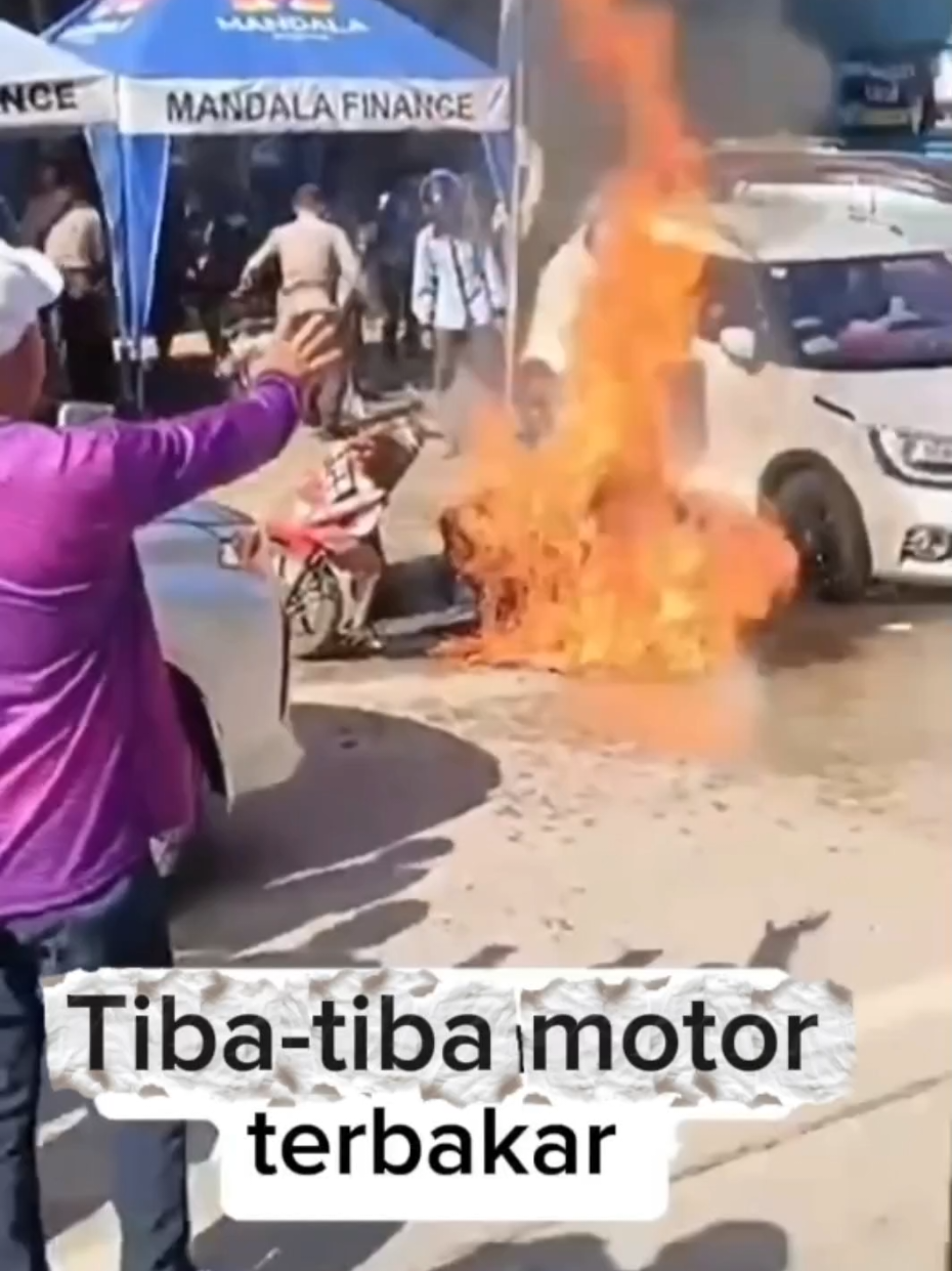 Tiba-tiba motor terbakar,  #fyppppppppppppppppppppppp  #motor  #kebakaran 