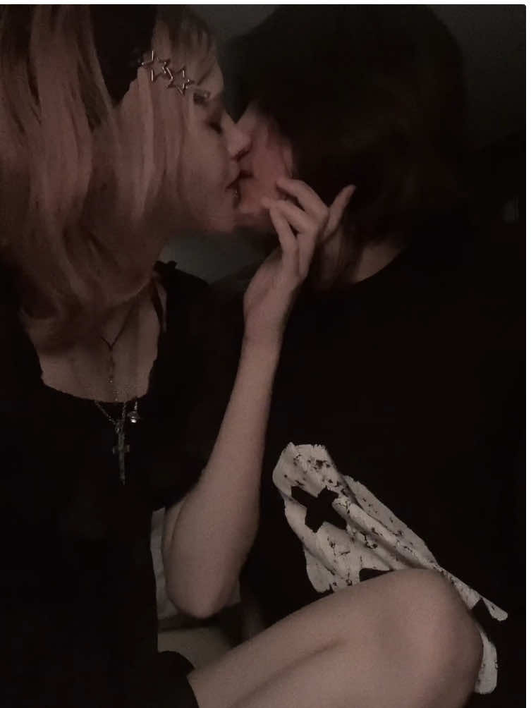 @𝖘𝖎𝖑𝖊𝖘𝖙𝖗𝖆.🧛🏻‍♀️[456] 