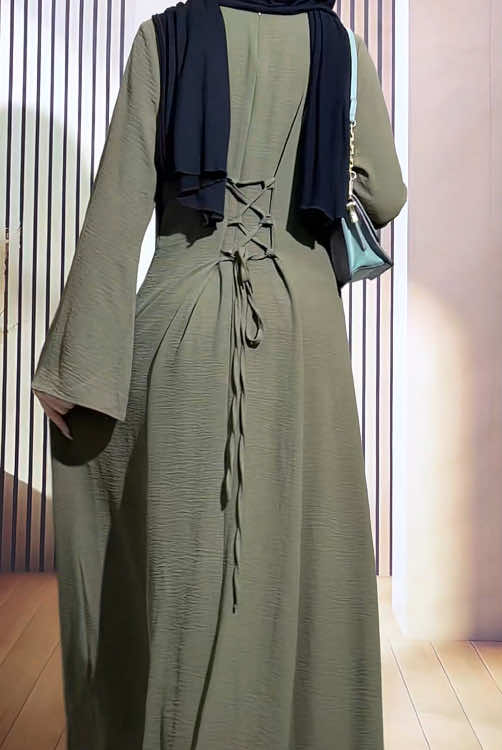 MashAllah!! How elegant is this maxi dress!!!🧕😍👗🕌💚 #abaya #dress #longsleeve  #elegant  #modestfashion  #abayafashion  #islamic #tiktokmademebuyit  #spotlightfinds  