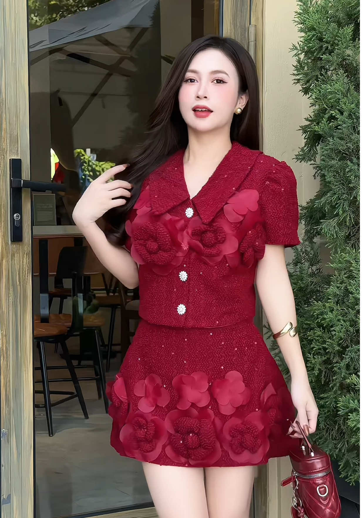 Màu nó trắng da thật sự 🥰 #xuhuong #lyna_vaythietke #setdep 