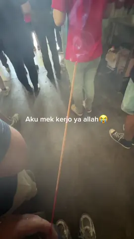 Bismillah JP kakek merah😭#taichung_taiwan🇹🇼 #taiwan_indonesia🇹🇼🇲🇨 #fyp #blitar24jam 