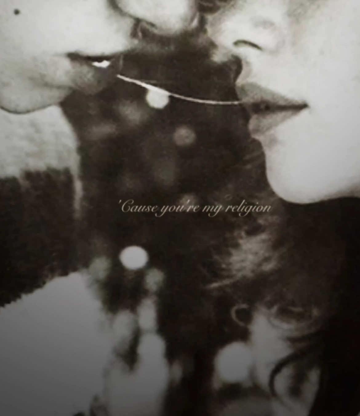 “They’re nothing in their souls if not obsessive.”  Giselle and Nereo. Descendants of gods from two different pantheons, rivals, but at the same time the love of their lives #gods #rolleplay #рольоваукраїнською #descendantsofthegods #reccomendation 