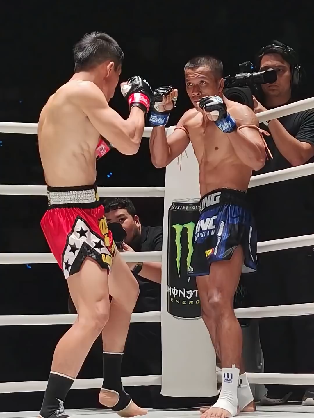 Đấm cái rớt mạng luôn #onechampionship #onechampionshiptiktok #tiktokgiaitri #muaythai #kickboxing #mcv #mma #kenhbongda