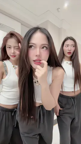 แองบ่ไหว😂