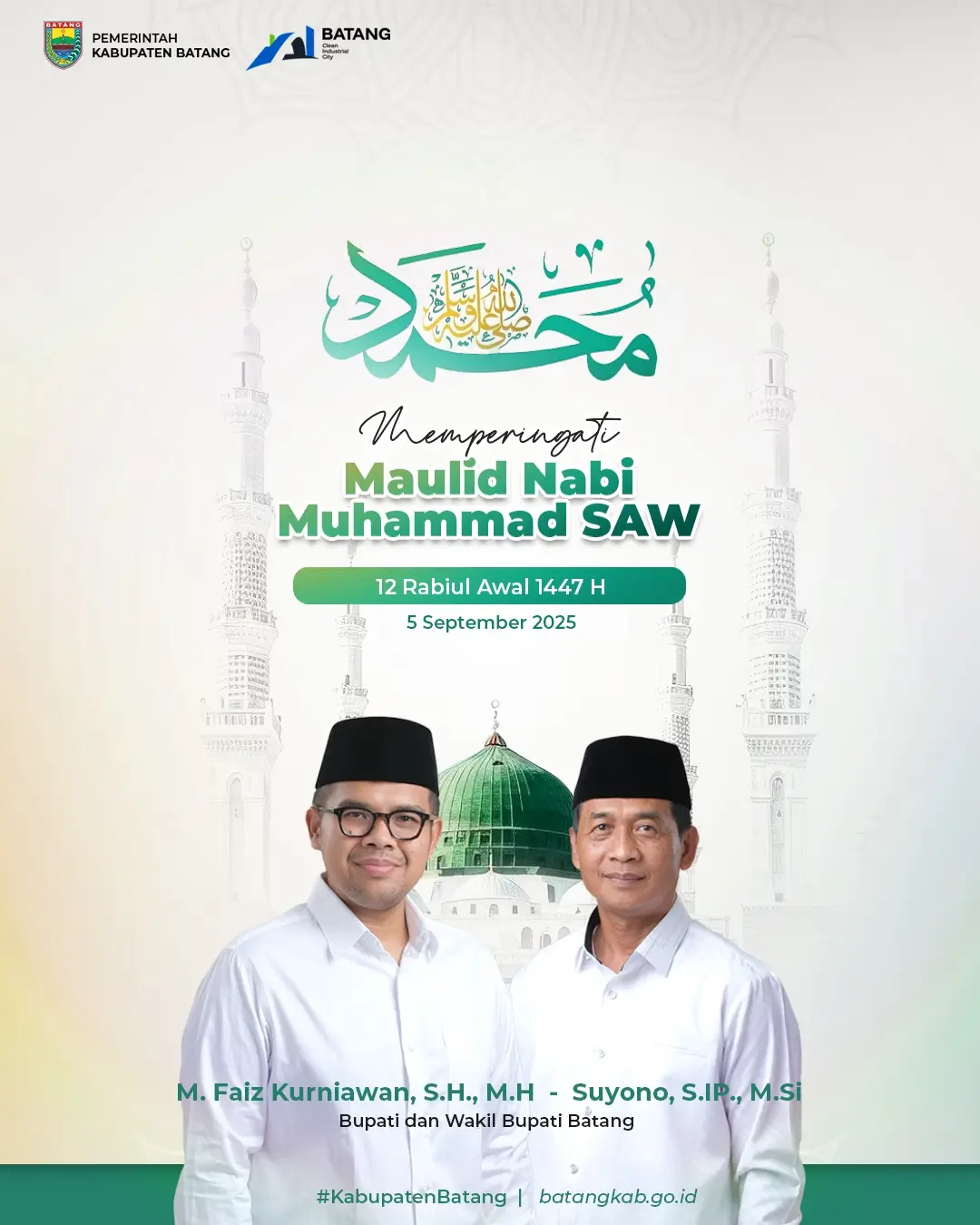 Telah lahir cahaya, penerang jiwa. Cahaya yang semua orang akan selalu nyaman didekatnya. Cahaya yang orang-orang percaya kepadanya. Cahaya yang  tidak pernah mengeluh akan susah dan payahnya. Cahaya kebaikan yang senyum wajahnya, baik budi pekertinya, halus tutur katanya, harum bau tubuhnya. Cahaya yang membawa kita pada sang pemilik cahaya.  Selamat Merayakan Kelahiran Nabi Muhammad. Berbahagialah menyambut hari lahirnya.
