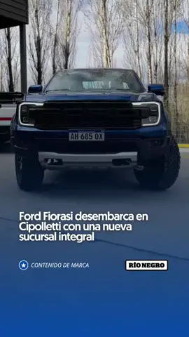 ⭐ Contenido de marca | Ford Fiorasi desembarca en Cipolletti con una nueva sucursal integral 📍 El Grupo Fiorasi consolida su plan de expansión en la región con la apertura de una nueva sucursal en Cipolletti. Ubicada en Colectora Ing. Cipolletti 1712, altura RN22 Km 1212 la sede se suma a la red oficial de Ford en Neuquén y Río Negro, con el objetivo de responder a la creciente demanda de clientes en el Alto Valle. 🗣️ “Es una sucursal integral, una réplica de nuestro concesionario en Neuquén, con venta, posventa y repuestos. Buscamos ofrecer mayor capacidad operativa e instalada para acompañar el crecimiento de la zona”, explicó Juan Ignacio Varni, gerente de operaciones de Fiorasi. 🙌 La apertura de Cipolletti es solo el comienzo de un plan más ambicioso. El Grupo Fiorasi ya avanza con la mudanza de su Centro Logístico a Fernández Oro, proyecta la próxima inauguración de un taller en Añelo y, en el mediano plazo, prevé abrir operaciones en Bariloche. De esta manera, la red continúa ampliando su presencia estratégica en toda la Patagonia. 🗞️​ Leé la nota completa en rionegro.com.ar #FordFiorassi #Cipolletti #DiarioRioNegro 