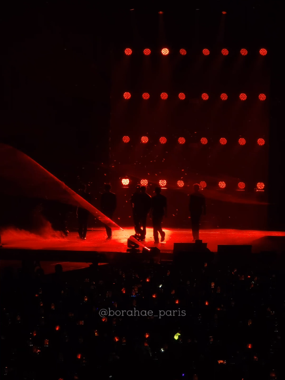 @enhypen @Accor Arena #enhypenworldtour #walktheline_in_paris #enhypenconcert #enhypeninparis 