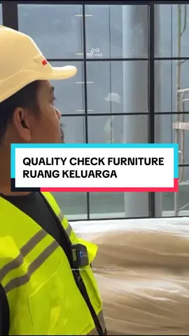 Sahabat Sicons, Sebelum serah terima unit, tim QC lagi memastikan seluruh furnitur sudah diproteksi dengan baik untuk menghindari kerusakan. untuk lebih jelasnya Sahabat Sicons bisa tonton video lengkapnya di youtube Sicons Construction 👷🏻‍♂️ Bersama Sicons? Jadi Lebih Tenang ☺️ #tenangadasicons #siconsconstruction #kontraktorrumahmewah