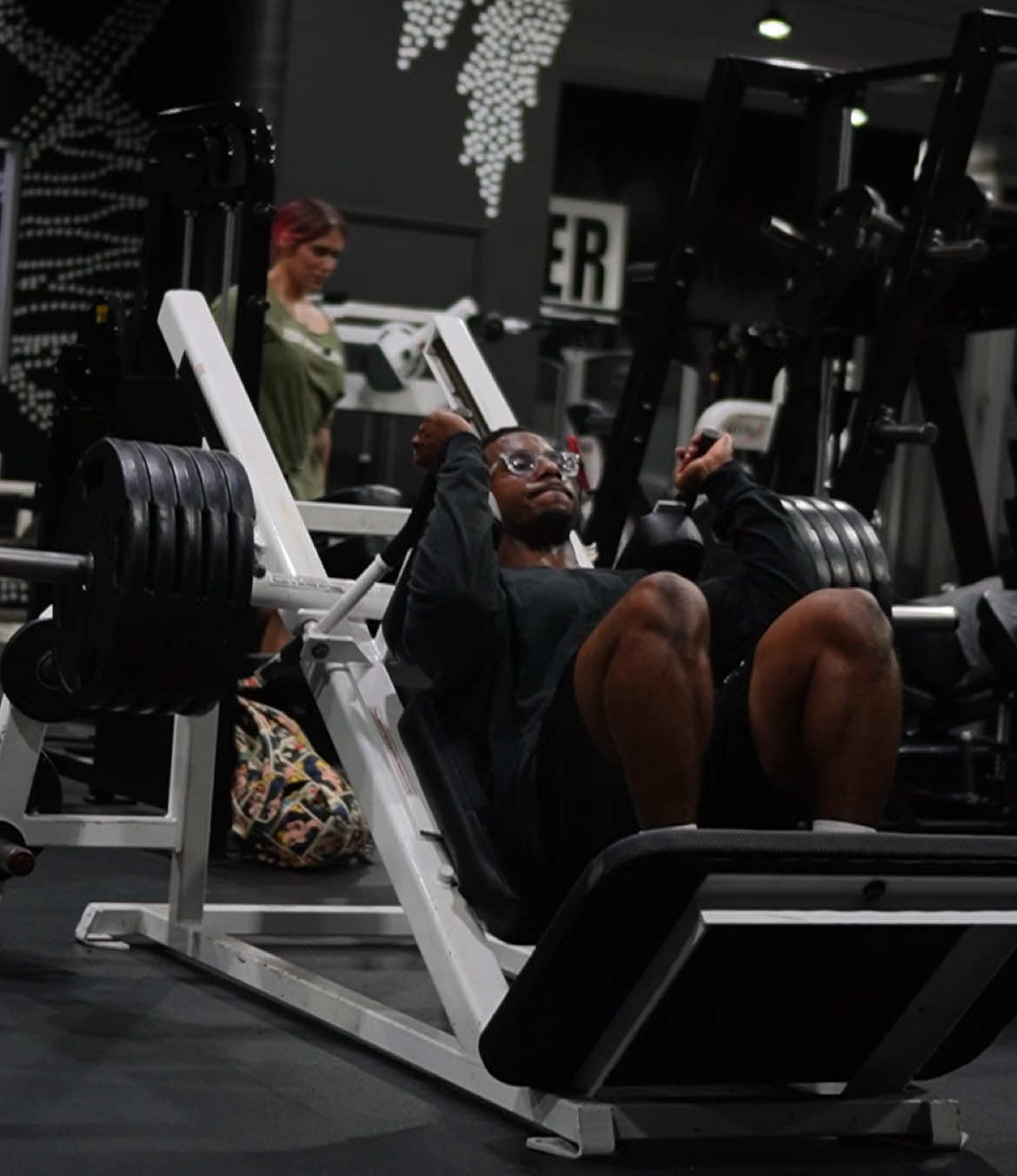 Leg strength without size lol  #bodybuilder #bodybuilding #gym #motivation #weightlifting #Fitness #aesthetics #transformation #strength #muscle #workout #explorepage #Lifestyle #youngla #nutrition #active #health #protein #althlete #physique #fitnessmotivation #gymmotivation #youngla #qvmshark #alphalete 