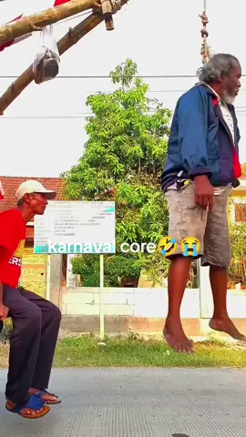 tulongggg.... 😭🤣 #soundsystem #karnavalsoundsystem #bojonegoro #fypシ #karnavalcore 
