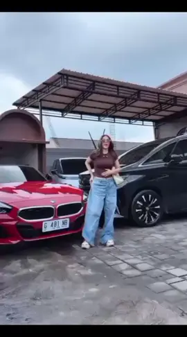 *Menerapkan sifat sabar* Hidup yang tenang adalah impian banyak orang, dan meskipun setiap individu mempunyai cara dan pandangan tersendiri tentang ketenangan, ada beberapa prinsip atau kunci yang dapat membantu mencapai hidup yang lebih tenang. Berikut adalah beberapa kunci utama dalam mencapai ketenangan hidup: 1. Mendekatkan Diri Kepada Allah Bagi umat Islam, mendekatkan diri kepada Allah adalah sumber utama ketenangan hati. Dalam Surah Ar-Ra'd, ayat 28, Allah berfirman: 