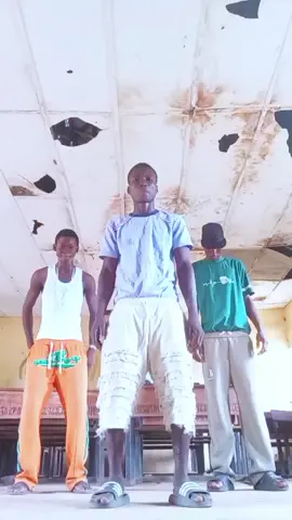 #new #challenge #trendingvideo #foryou #dancer #newtrend #fypppppppppppppppppppppp @PLUTOBOY 