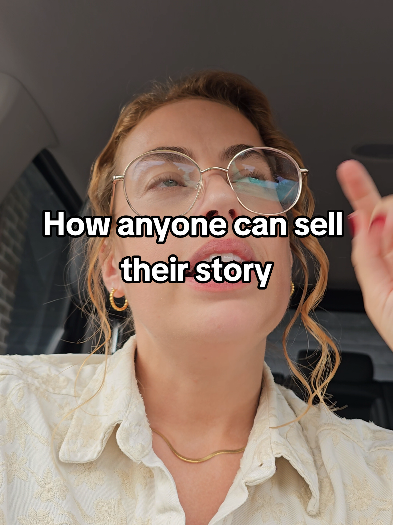 You don’t have to be “qualified” to help someone. You just need to have been through it. That’s what builds real trust, and that’s what turns into a powerful, sellable product. #storyselling #digitalproducts #authenticmarketing #digitalmarketing #livedexperience 
