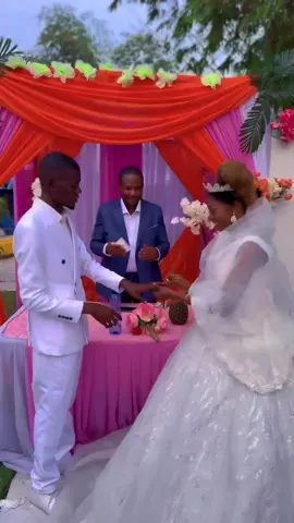 #😂😂😂😂😂😂😂😂😂😂😂😂😂😂😂 #viralvideosofficial #mbokelengi🇨🇩🇨🇩😂🤣🤣☺️ @C’compliqué 