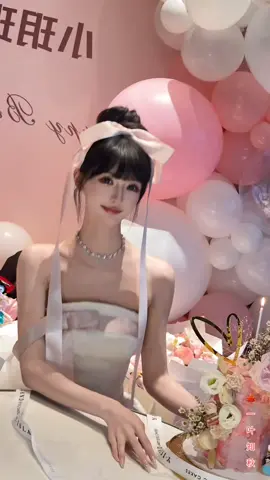 每一岁都珍贵🎂🎂🎂 #小玥玥 #XiaoYueYue #生日快乐🎂