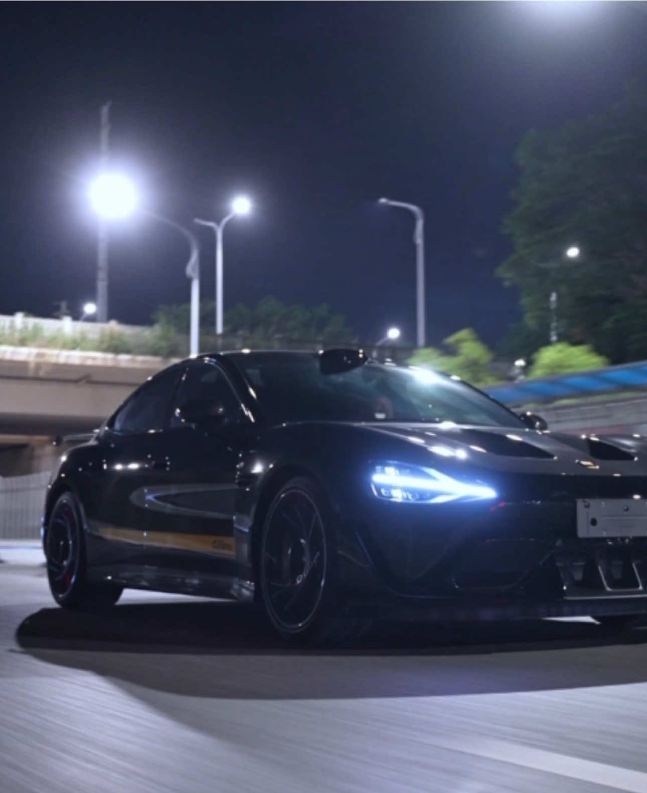 Taycan châu á #autochuf #supercar #xuhuong #fyp #xiaomi 