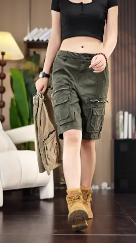 #shorts #handsomeboy #summerwear The multi-pocket casual shorts you want are here#pants #trousers 