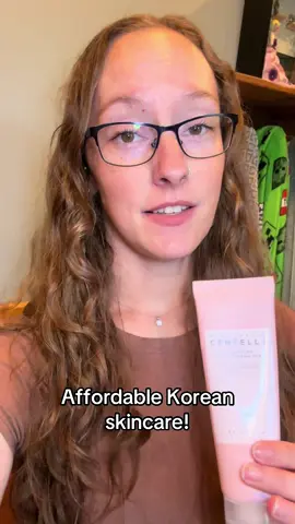 Ladies let’s get that glass skin! #koreanskincare #skin1004 #madagascarcentella #poremizing #deepcleansing #facewash #skincare #easyskincare #glassskin #youthfulskin #skinglowup #tiktokshop 
