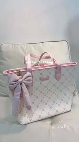 Cutest totebag💕 #totebag #coraldaisy #shoulderbav