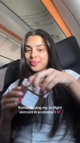 @SKIN1004 US Centella quick calming pads are a must in my skincare. The perfect quick fix for adding moisture back into your face after a long flight that can be drying for your skin AD #skincareproducts #centellaskincare #skincareroutine #koreanskincare #skin1004  