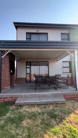 Another “Sneak Peak” into our brand new Show Houses launching tomorrow for viewing. . You can still secure an appointment to be the first of many to view these gorgeous “Full Title” homes in the North of Joburg 🤌🏿🤌🏿 DM ,Call or whatsapp 0813766853  #lionpride #newhouse #property #openhouse #springboks 