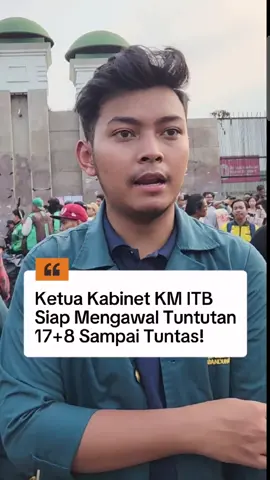 Mahasiswa Institut Teknologi Bandung (ITB) menggelar aksi damai di depan gedung DPR RI. Ketua Kabinet KM ITB, Farell Faiz Firmansyah mengatakan bahwa ITB akan mengawal sampai tuntas tuntutan 17 + 8 yang ditujukan kepada pemerintah Indonesia hari ini. Jika tuntutan tersebut tidak segera dipenuhi mereka akan mengkonsolidasikan aksi kembali dengan menyatukan berbagai elemen masyarakat untuk mempercepat tuntutan agar segera dipenuhi. @farell.faiz.firma @km.itb.jatinangor  #demo #itb #dpr #viral #fyp 