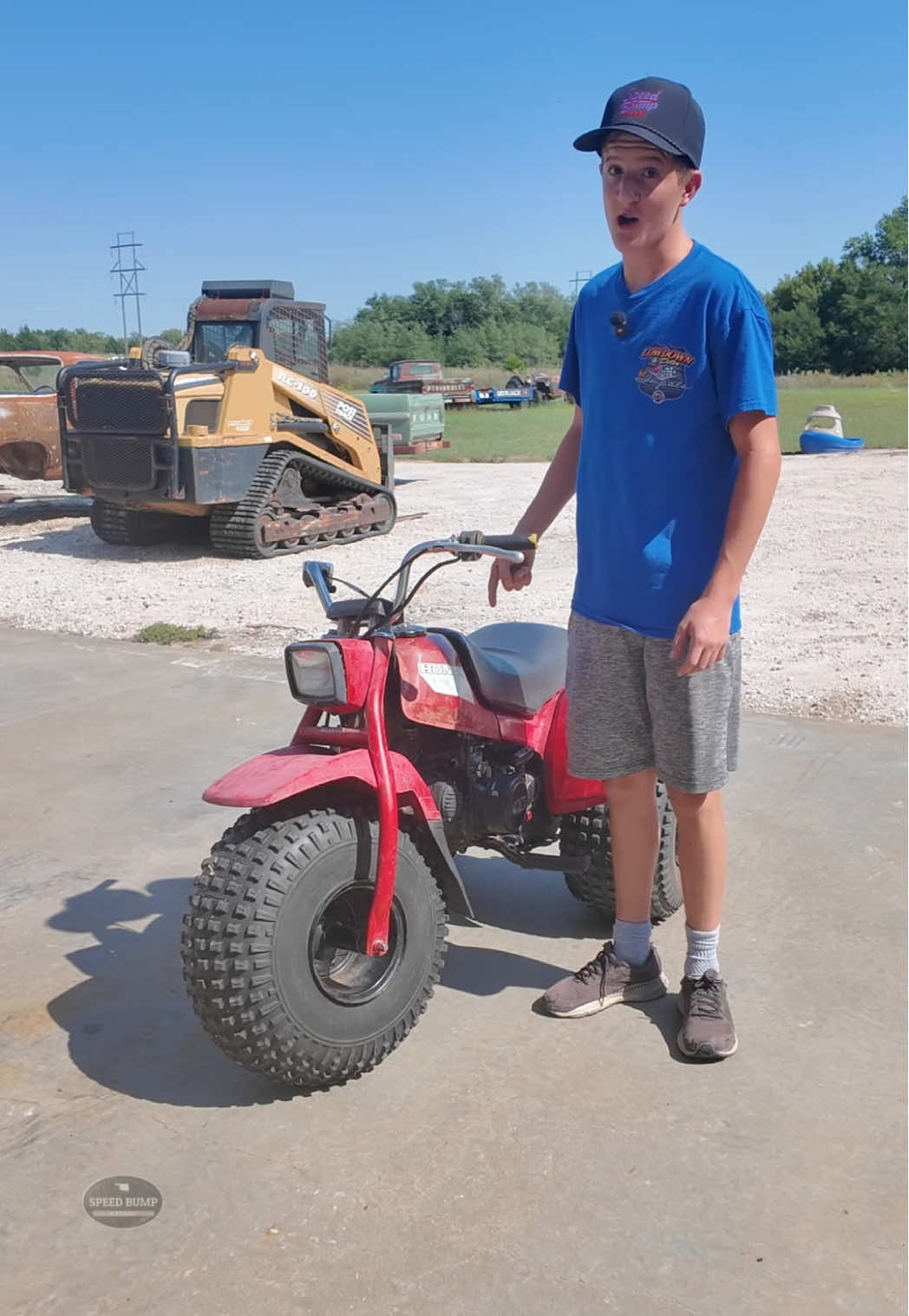 Stuck in Gear 🤦‍♂️ Cheap 3-Wheeler 🛵 #junkyard #atc #honda #abandoned #forgotten #junkyardjack #rancherokid #cleftstrong 