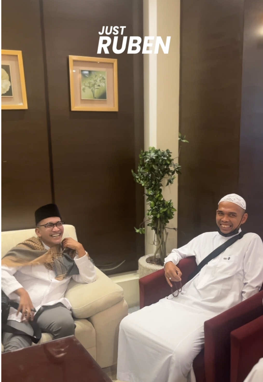 Bertemu dengan Ustad Abdul Somad #justruben #rubenonsu #ustadabdulsomad 