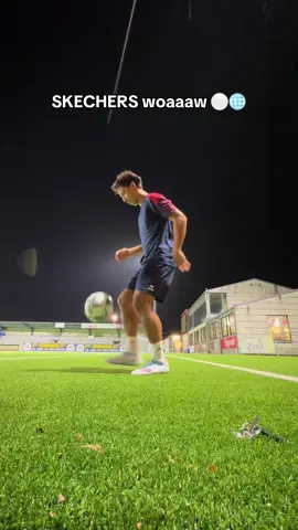 @SKECHERS @SkechersFootball 