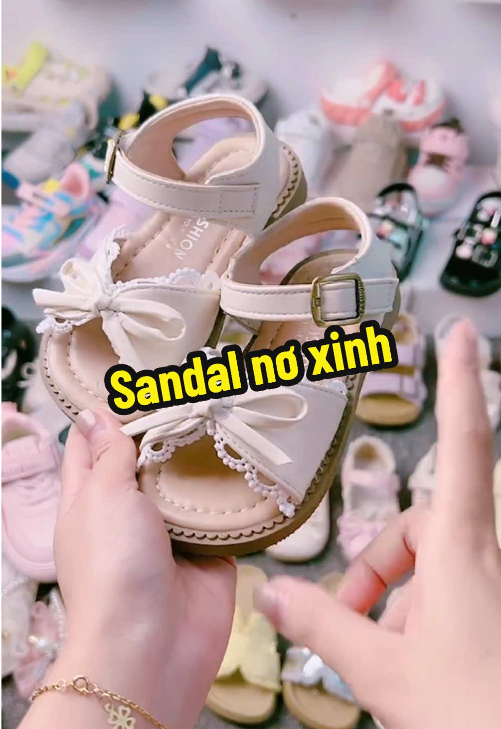 Sandal ren bèo mềm cho bé#giaydeptreem  #tiktoklive #livehighlights 