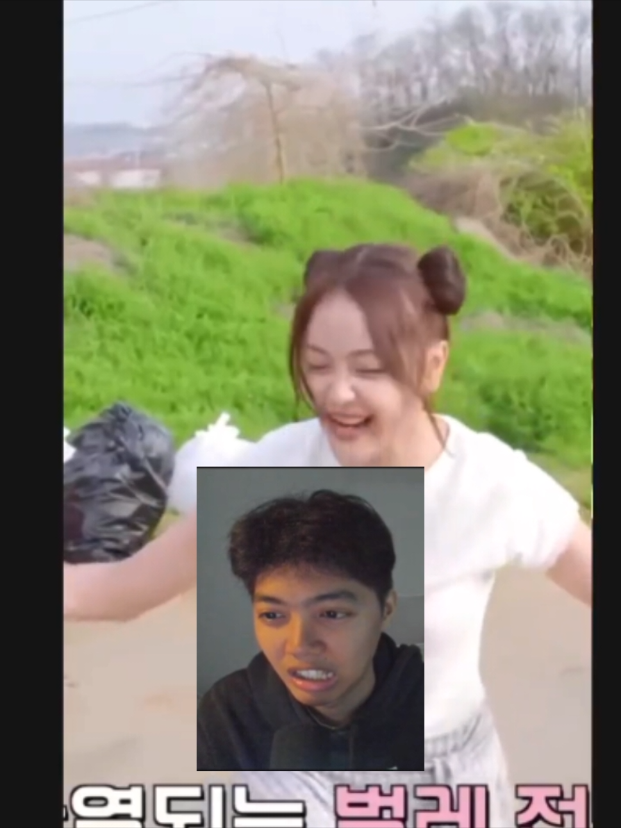 Muka nya plissss 😭 ternyta saudara laki laki semua sama aja 😭 #CARMEN #H2H #hearts2hearts #카르멘  #fyp