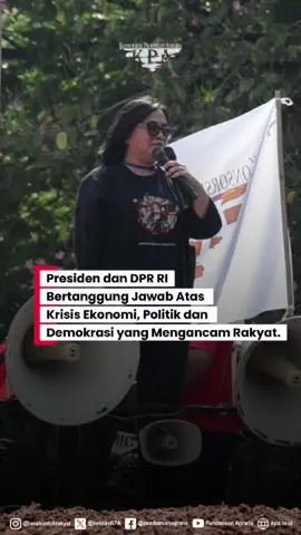 Presiden dan DPR RI Bertanggung Jawab atas krisisi ekonomi, politik dan demokrasi yang mengancam rakyat. Segera dorong dan sahkan RUU Reforma Agraria. Laksanakan Reforma Agraria Sejati untuk menyelesaikan konflik agraria dan ketimpangan penguasaan tanah di Indonesia,  Tertibkan monopoli konsesi korporasi untuk direstribusikan kepada rakyat. Hentikan korporasi pangan dan tindak tegas mafia pangan, bangun pertanian rakyat.  Segera tertibkan mafia hutan dan domeinverklaring kehutanan, pulihkan hak atas tanah dan kedaulatan rakyat atas kampung-kampung mereka! #IndonesiaDaruratMonopoliTanah #ResetKetimpanganAgraria #HariTaniNasional2025 #htn2025
