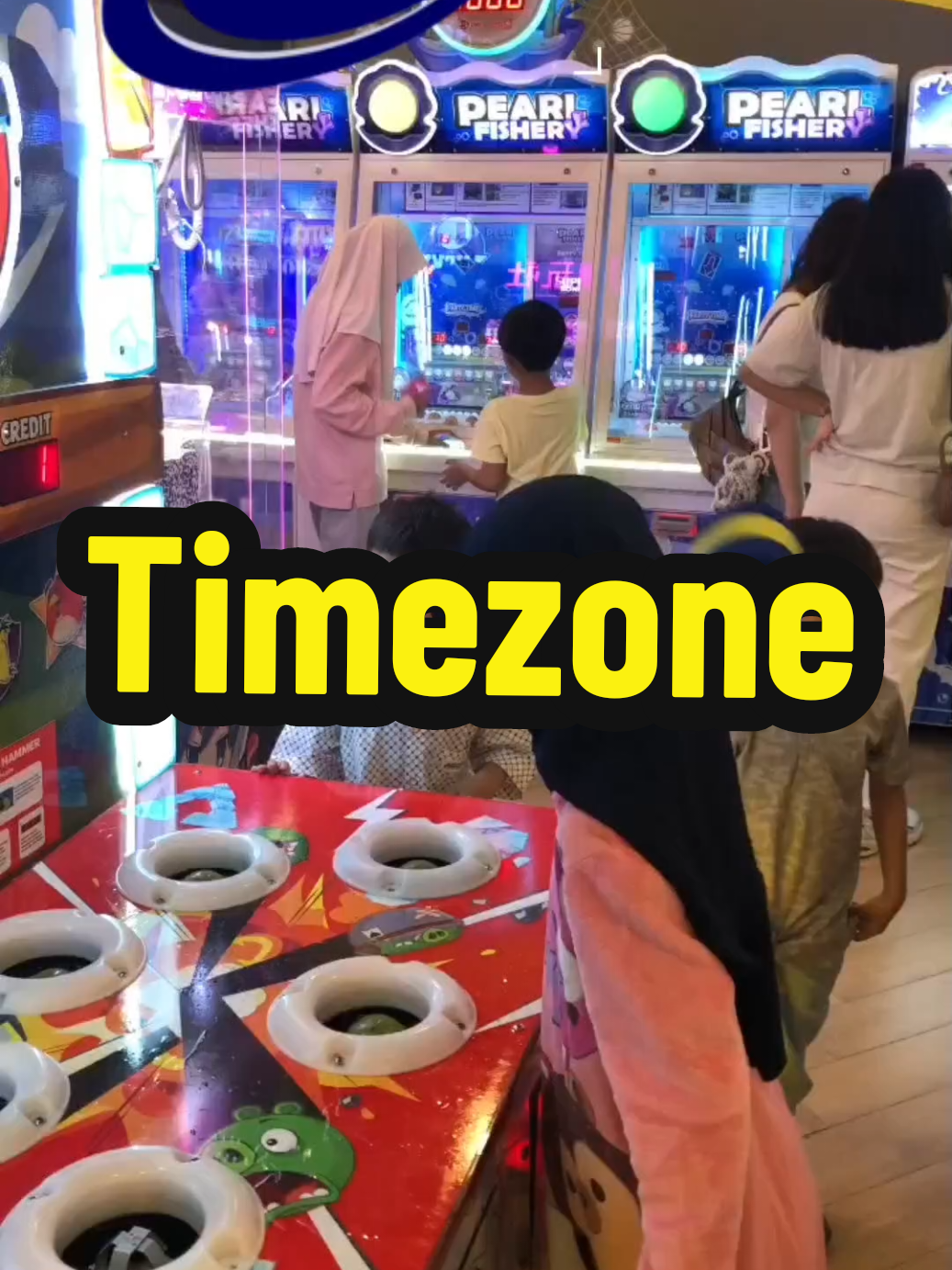 dapatkan diskon top up saldo bermain di Timezone lewat pembelian voucher barcode yang ada di tag lokasi. #jelajahatraksiakhirpekan #timezone #mallbumikedaton #jelajahkota #lampung 