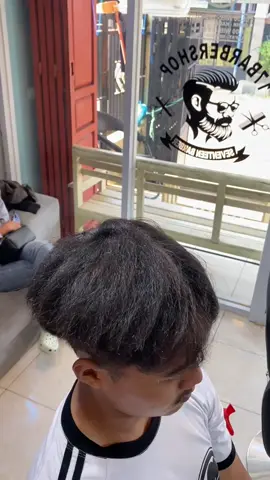 #keratinsmoothing #barbermajalengka #barbershop #leuwimundingmajalengka #majalengka 