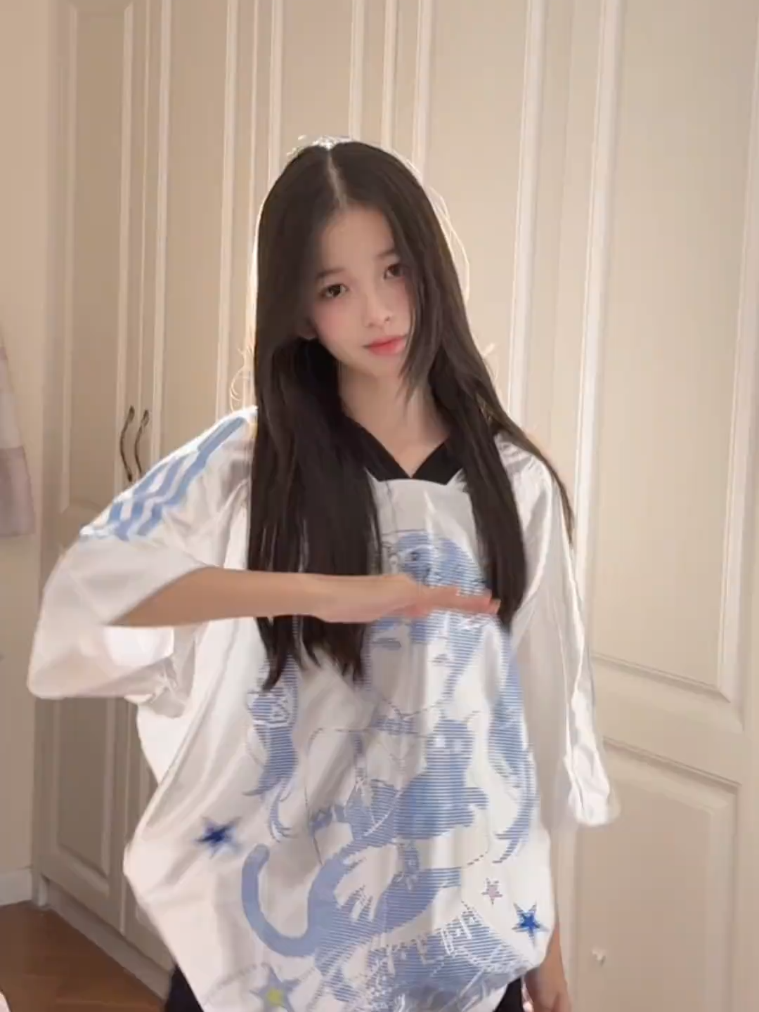 今天星期🖐️ 不卷不添堵～ #星奇摇10 #卡点舞