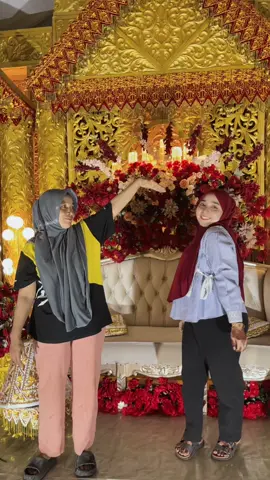 Efek acara terlalu sibuk sampek lupa sambungin tren ini sama mamak🤧🤧